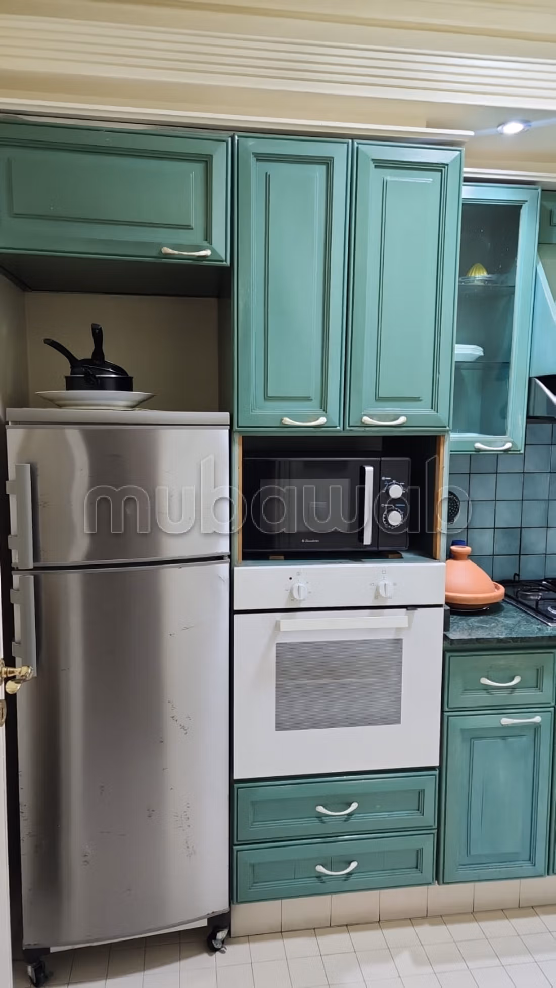 Find an apartment for rent in Gauthier. 2 comfortable rooms. Beautiful terrace.