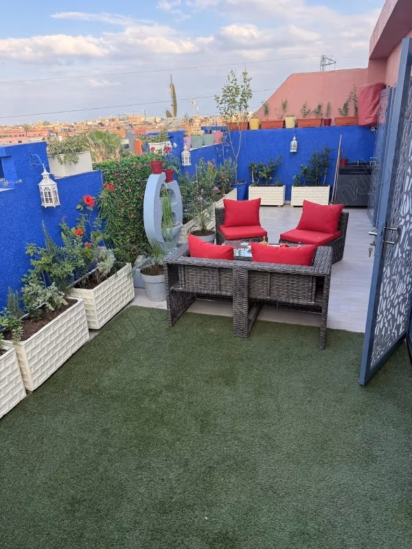 Studio con Grande Terrazza