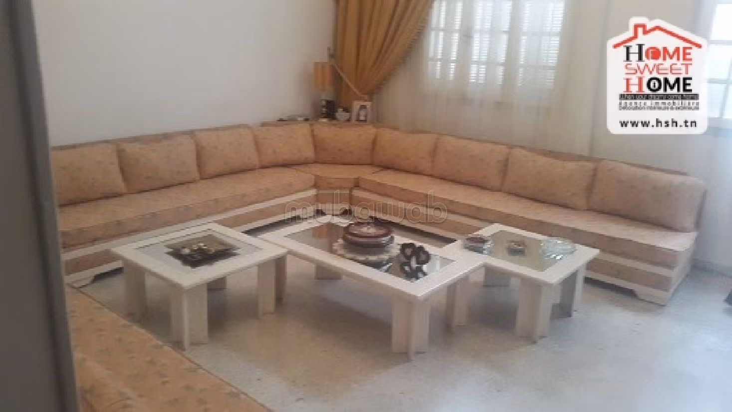 منزل جميل جدا للبيع ب باب بحر. 10 غرف. موقف للسيارات وحديقة. 