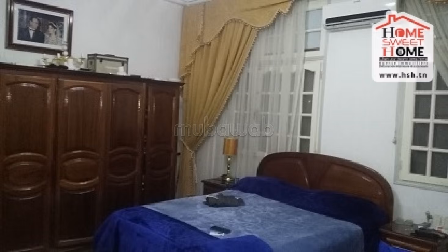 منزل جميل جدا للبيع ب باب بحر. 10 غرف. موقف للسيارات وحديقة. 