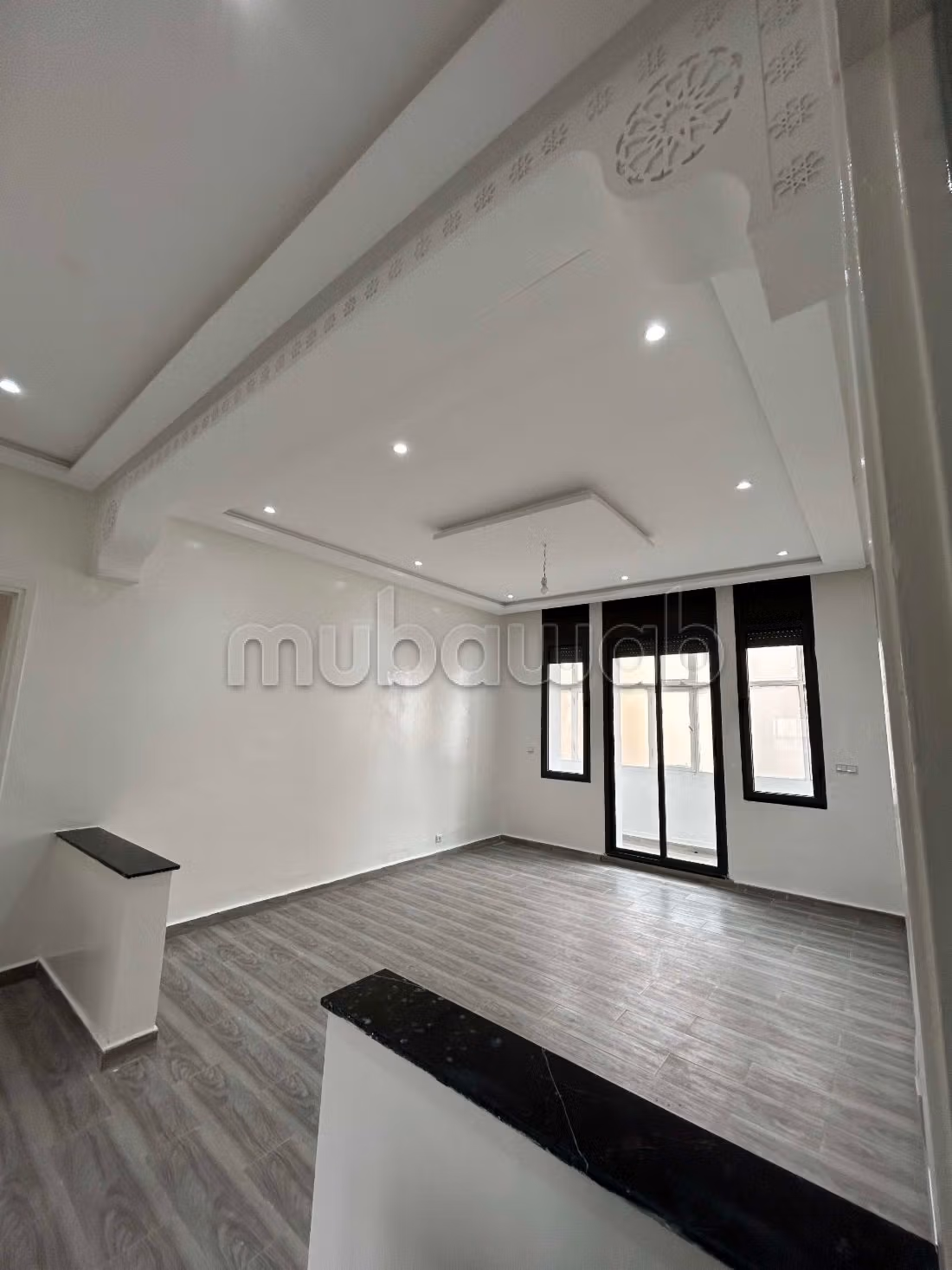 شقة رائعة للبيع ببلفدير. 4 قطع مريحة. مصعد متوفر