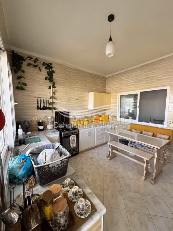 Bellissima casa in vendita. 6 camere da letto. Giardino, terrazzo. 