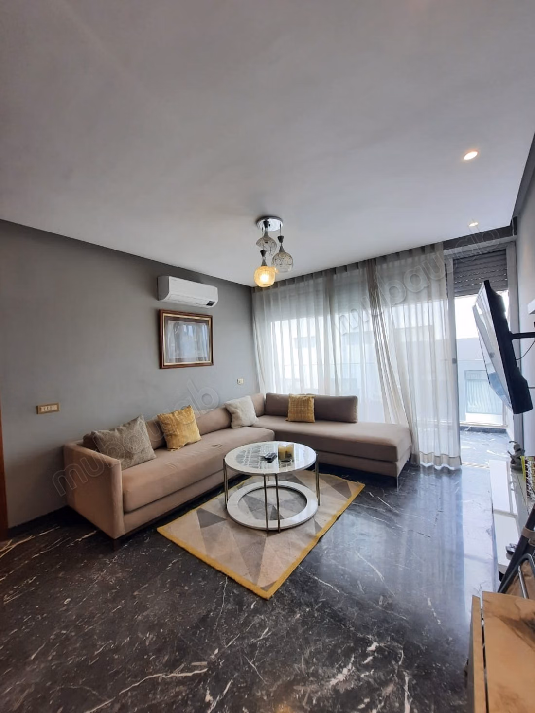 Nice studio for rent at cfc