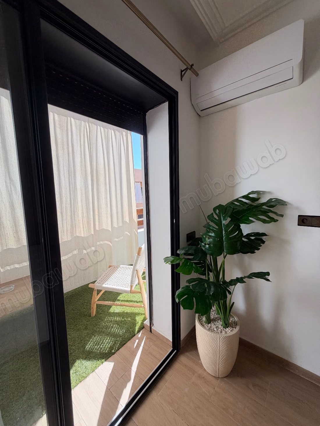 Joli appartement 1 chambre meublé terrasse
