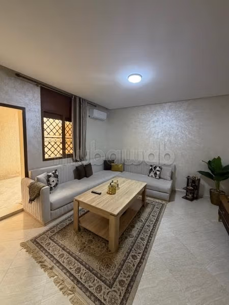 Joli appartement 2 chambres meublé