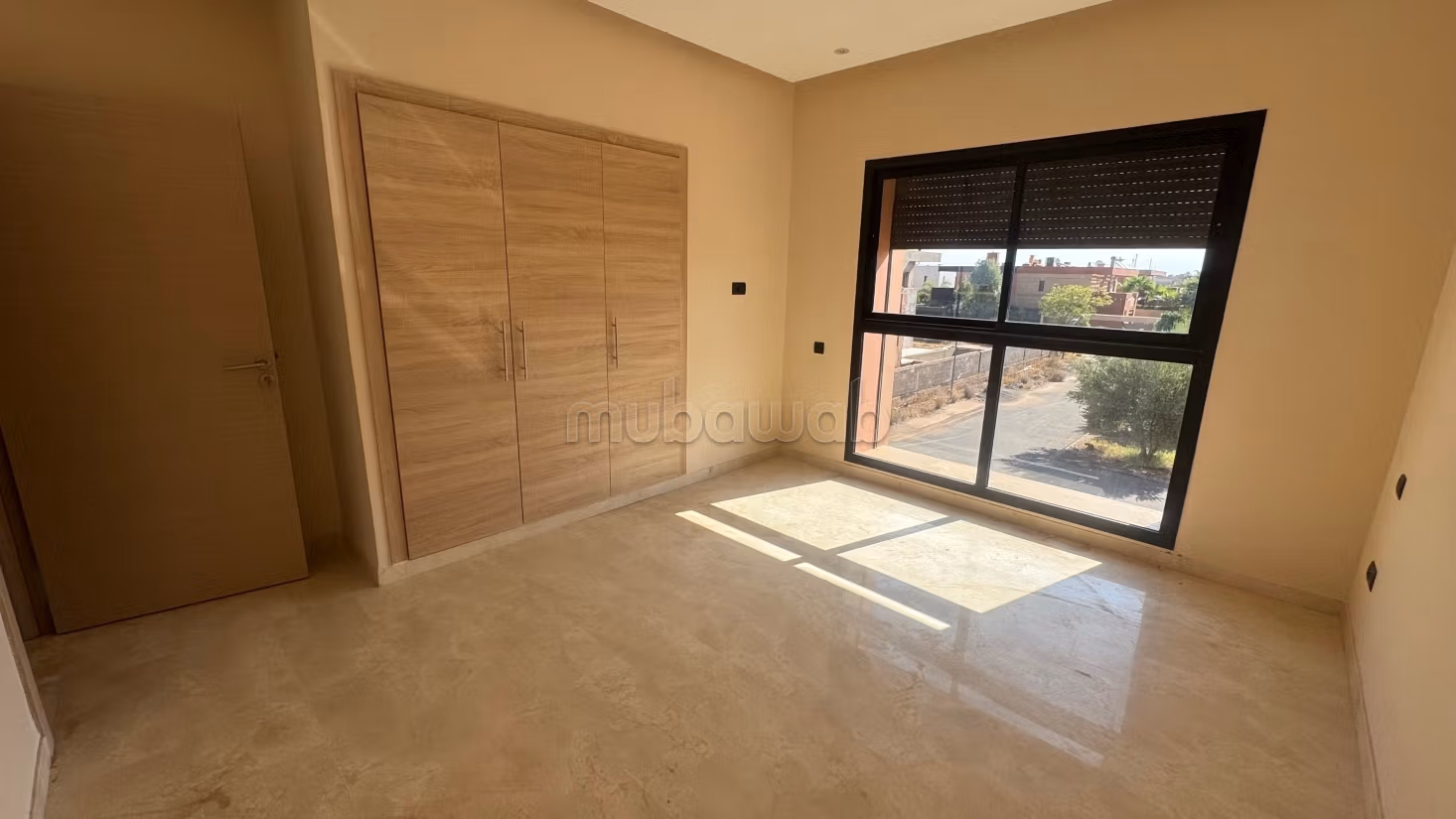 Plusieurs villas front golf à vendre piscine privatives