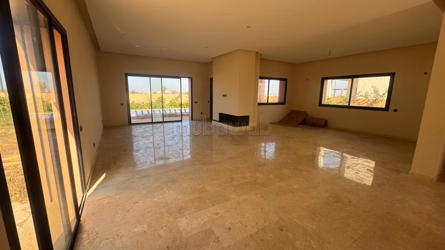 Plusieurs villas front golf à vendre piscine privatives