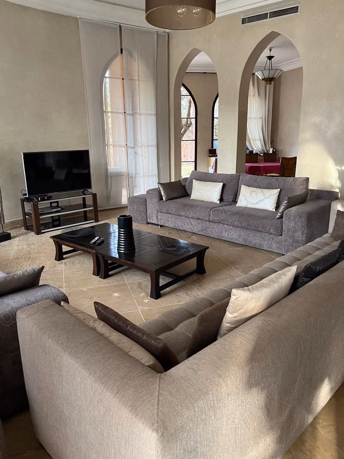 Affaire a saisir villa de luxe a vendre a amelkis 1