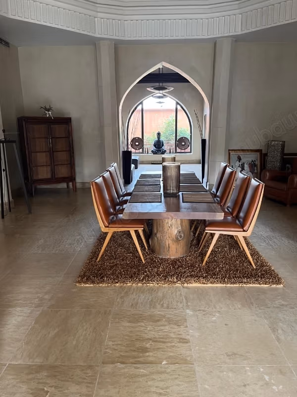Villa de alto standing en venta en Amelkis. Superficie 1350 m². 
