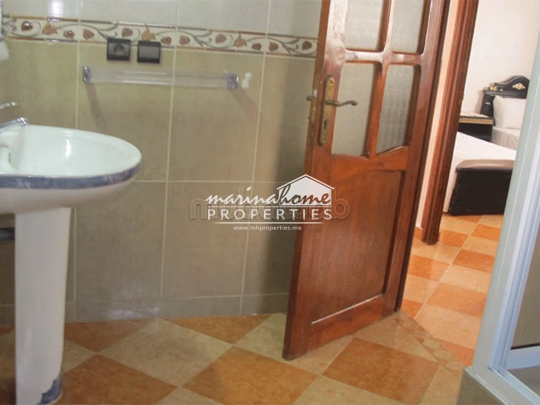 P. V00208 Appartement de 110 m² au centre ville de M'diq