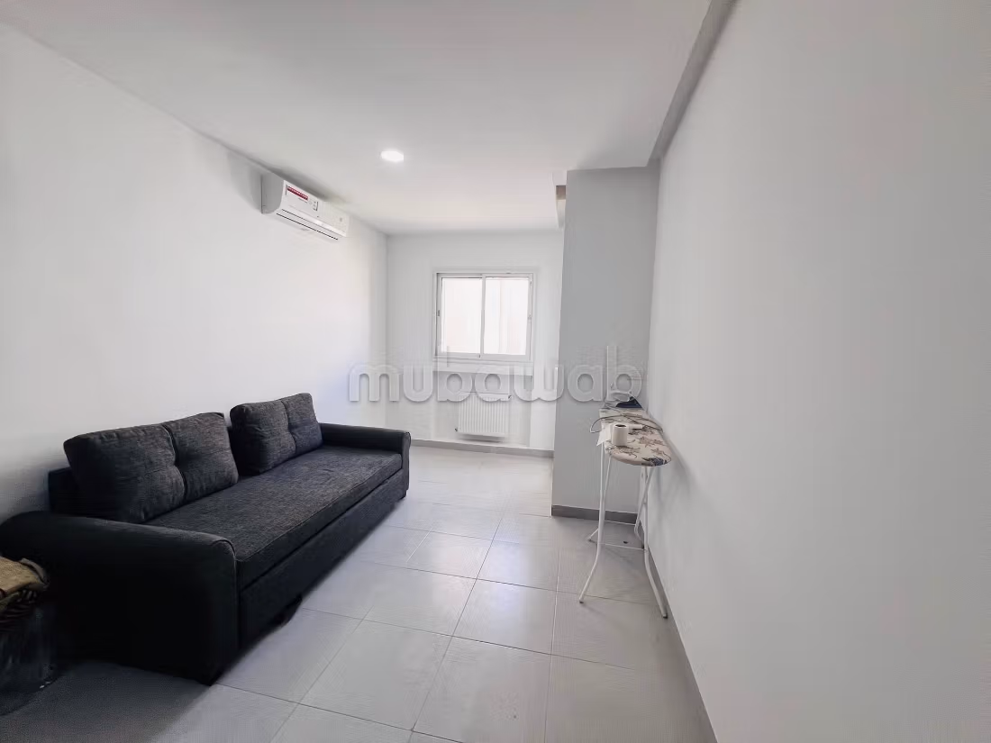 Fabulous apartment for sale in Hammamet Nord. 4 beautiful rooms. caretaker and air conditioning. 