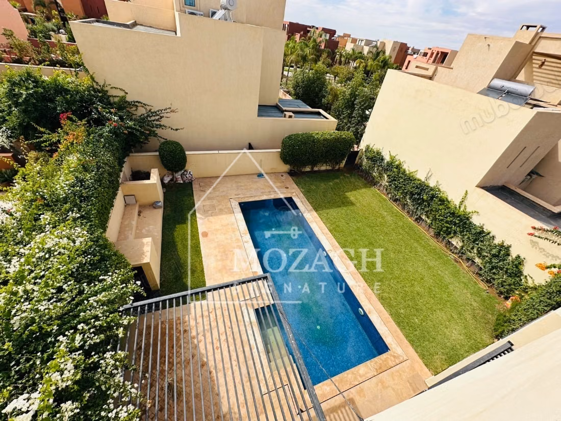 Magnifique villa 3 chambres avec piscine – Al Maaden Golf