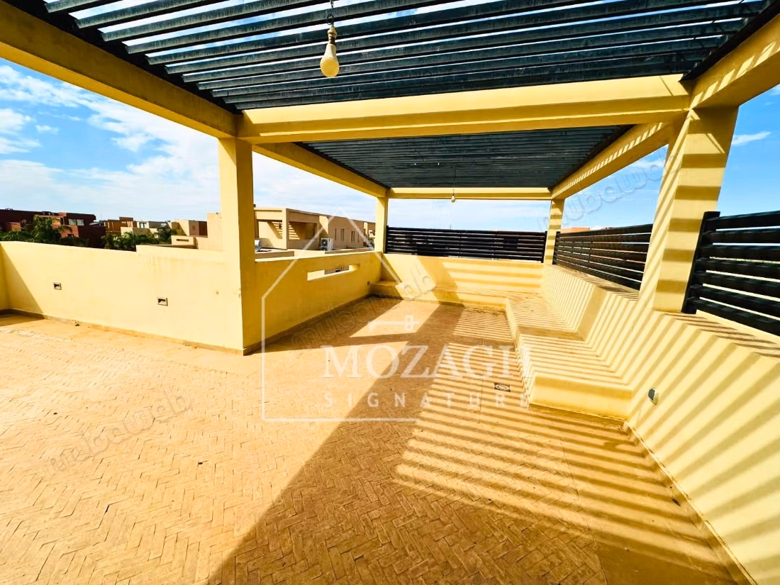 Magnifique villa 3 chambres avec piscine – Al Maaden Golf
