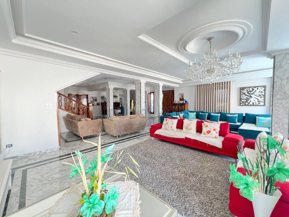 Villa s5 avec piscine a vendre