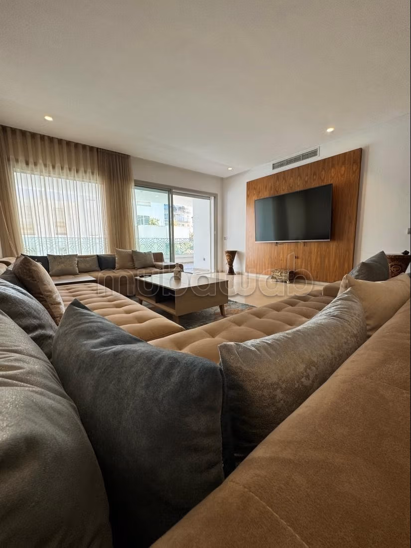 À louer – Superbe appartement 2 suites avec terrasse – CFC — 3