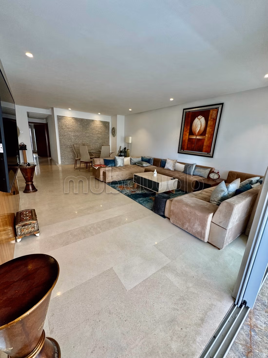 À louer – Superbe appartement 2 suites avec terrasse – CFC — 4
