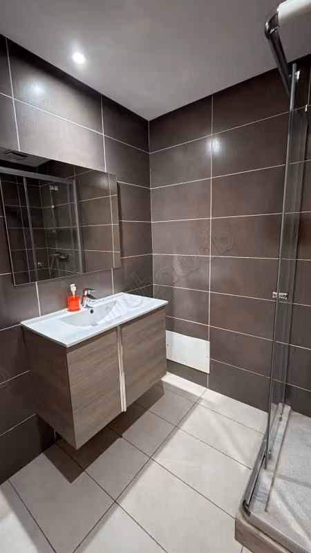 Great apartment for rent in Riyad. Surface area 96 m². Fully furnished. 