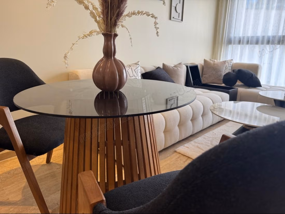 Luxury 1 BR Apartment in CFC with Large Terrace