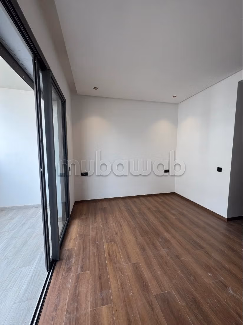 Très bel appartement 2 chambres vide cfc