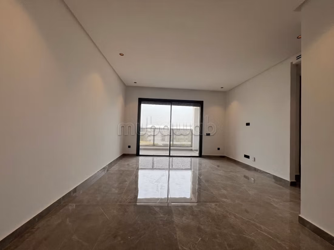 Très bel appartement 2 chambres vide cfc