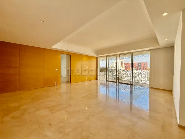 Bellissimo appartamento in affitto a Casablanca Finance City. Superficie 140 m². Ammobiliato