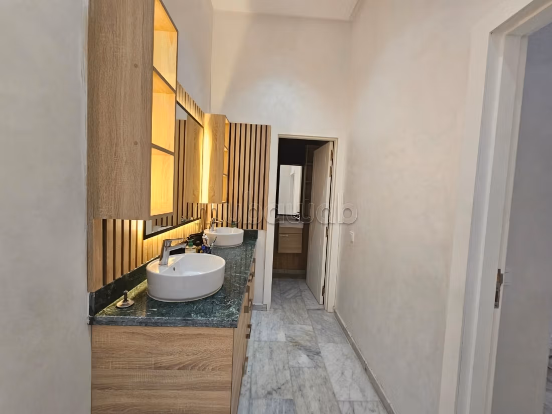 Charmante villa contemporain à louer à Targa