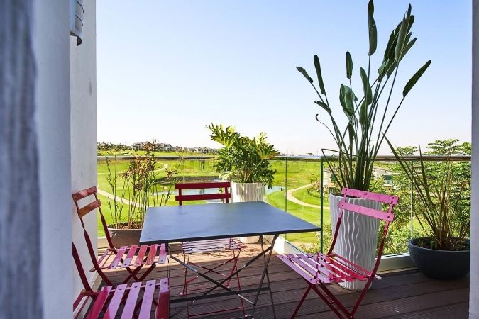 Piso en alquiler en Ville Verte. 6 habitaciones confortables. está amueblado con buen gusto.