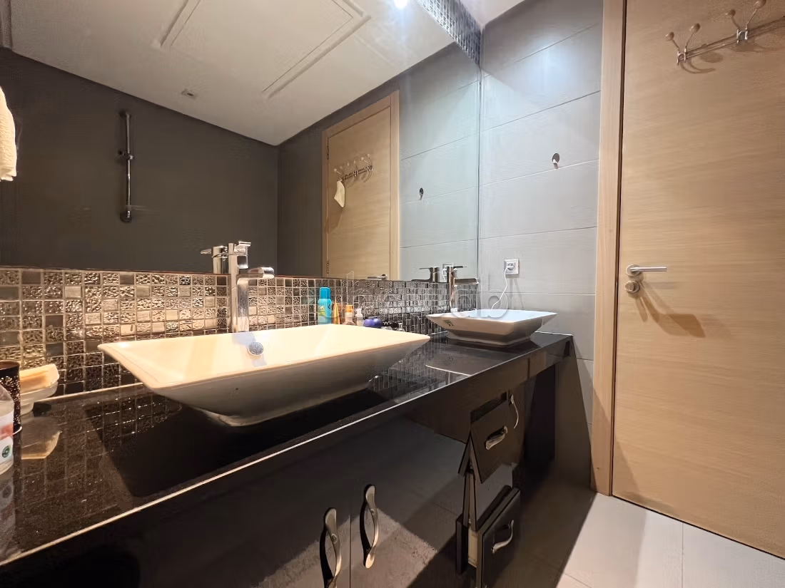 Rez de jardin 165 m2 Bouskoura Golf City à vendre — 6