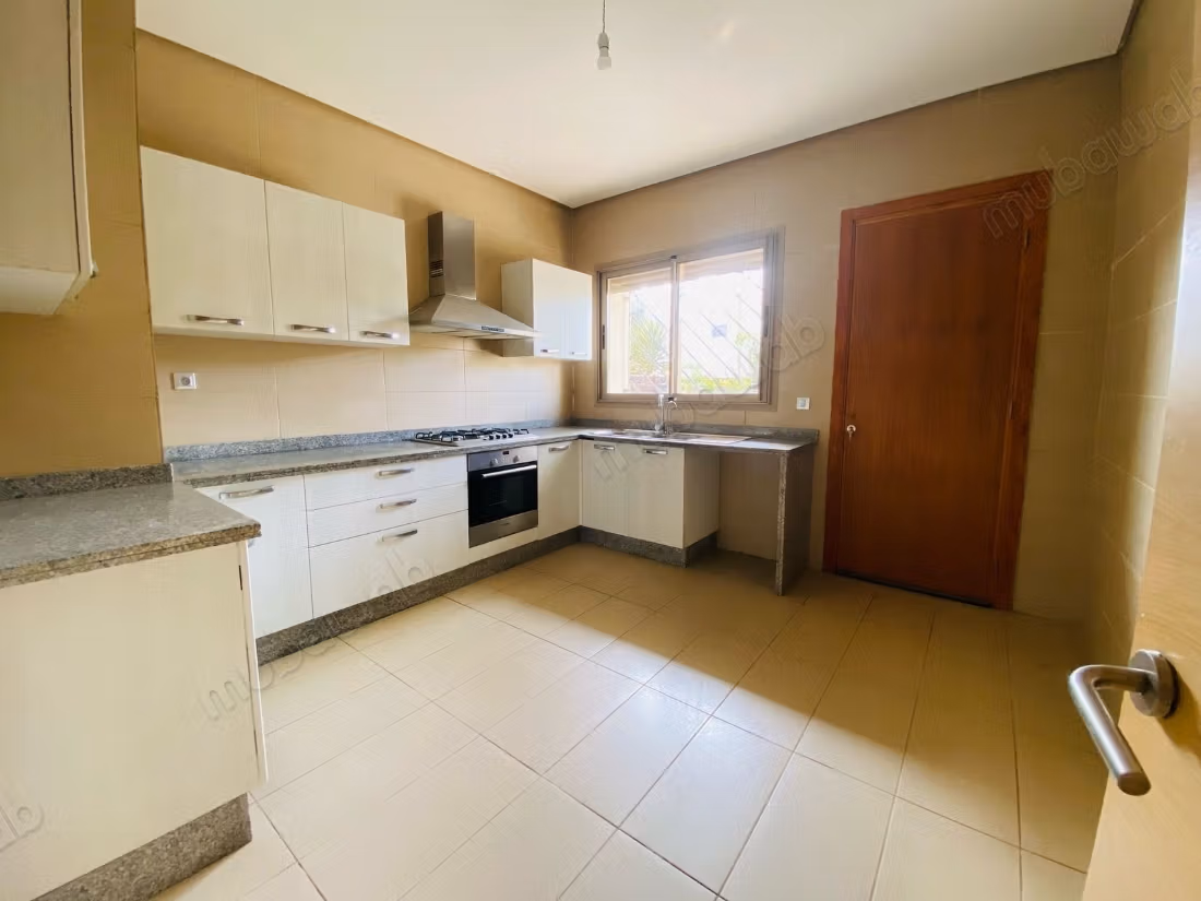 Villa jumelée de prestige 4 chambres à louer – Prestigia Ville Verte Bouskoura