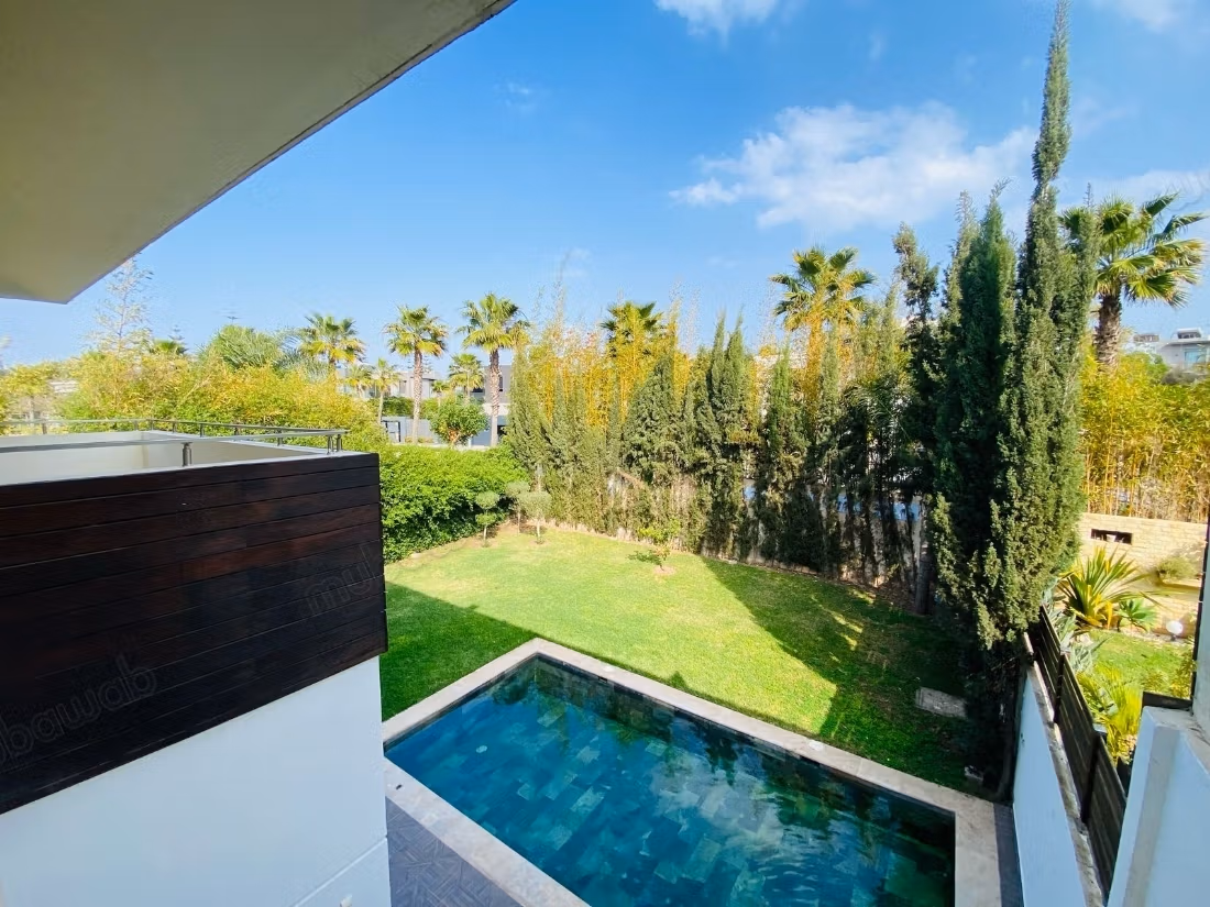 Villa jumelée de prestige 4 chambres à louer – Prestigia Ville Verte Bouskoura