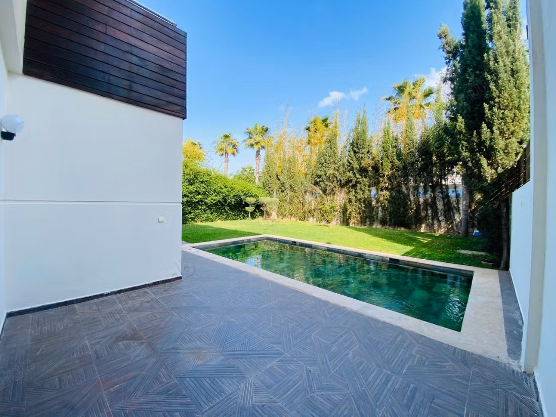Villa jumelée de prestige 4 chambres à louer – Prestigia Ville Verte Bouskoura