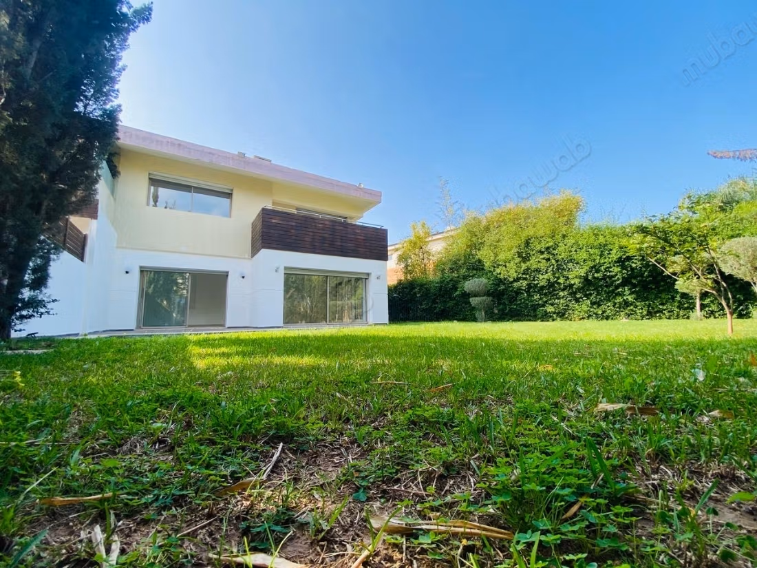 Villa jumelée de prestige 4 chambres à louer – Prestigia Ville Verte Bouskoura