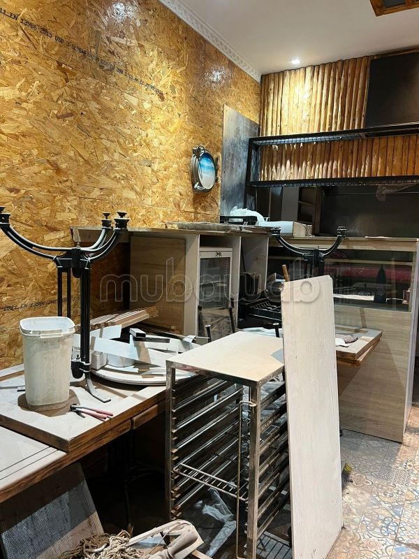 Kopen: commercieel vastgoed in Guéliz. Oppervlakte 25 m². Verstevigde deur en verwarming