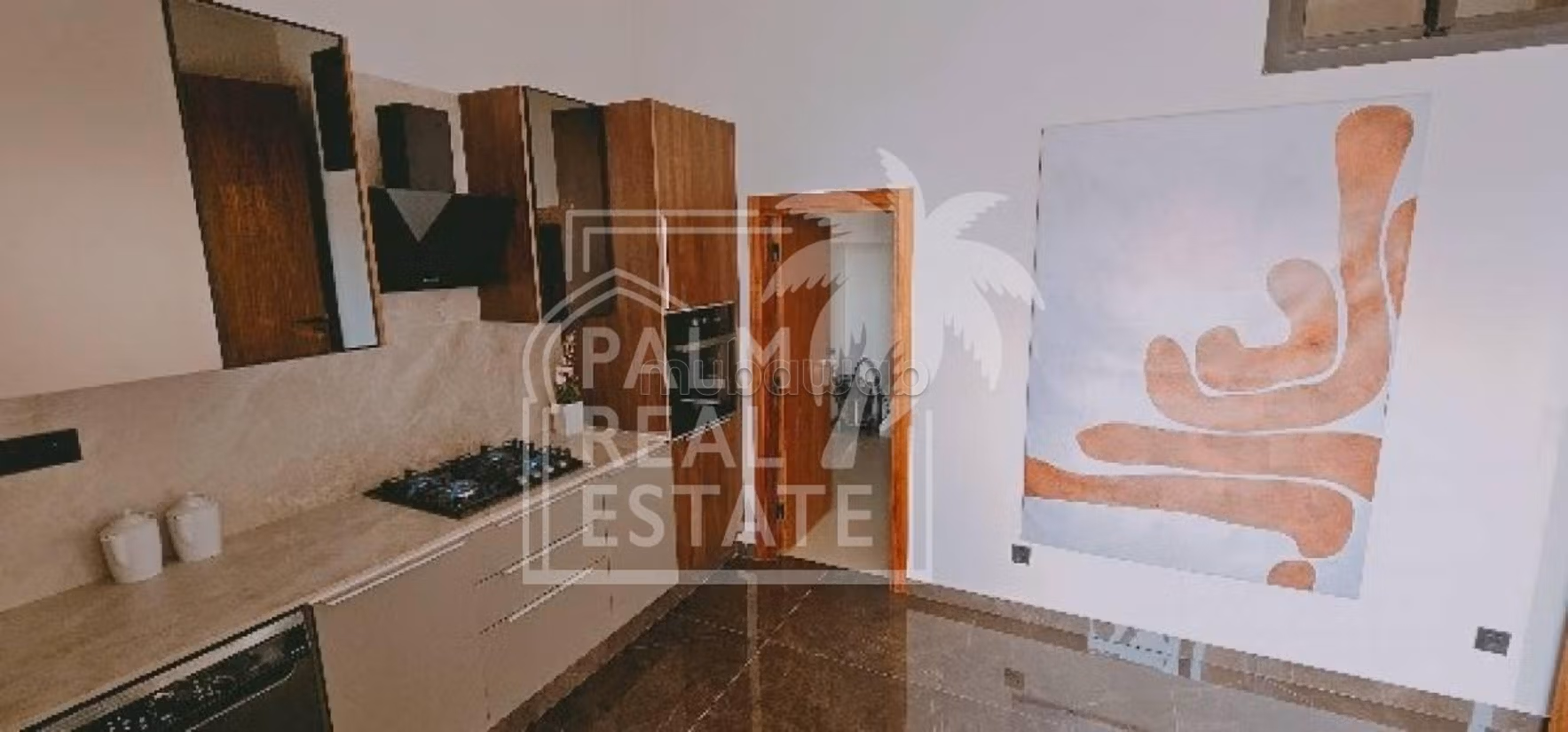 Affaire à saisir: villa de luxe à vendre dans une magnifique résidence sur la route de lourika