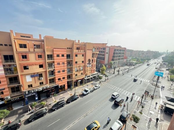 Locale commerciale da acquistare a Guéliz. Superficie di 47 m². Garage