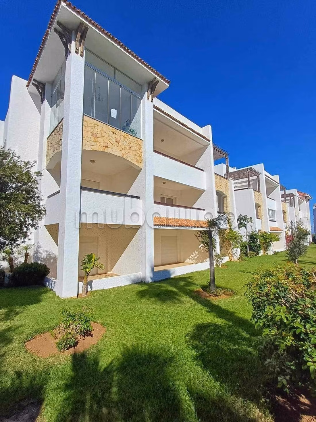 Piso en venta. Area 70 m². Completamente amueblado