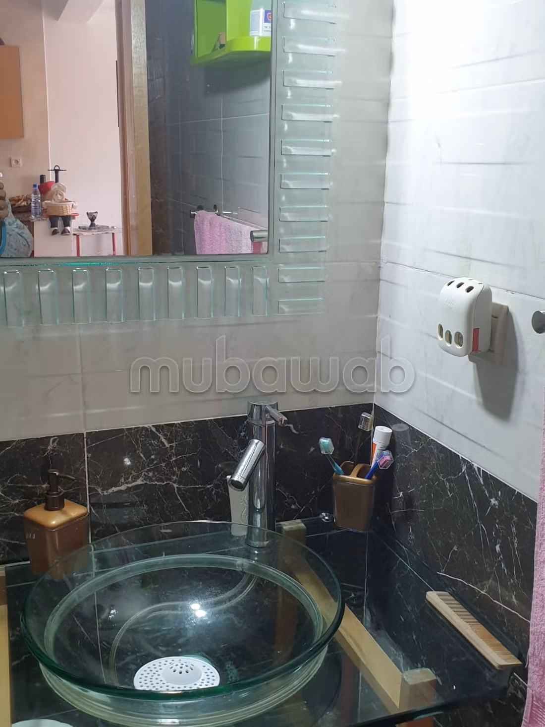 Piso en venta. Area 70 m². Completamente amueblado