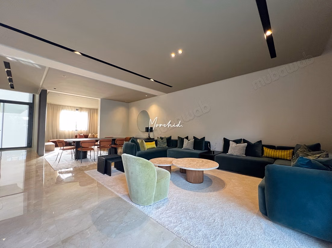Villa neuve et rare à la location meublée, idéal pour un cadre de vie confortable et moderne à 6min du Morocco Mall