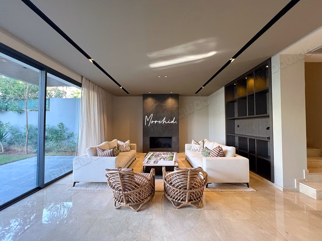 Villa neuve et rare à la location meublée, idéal pour un cadre de vie confortable et moderne à 6min du Morocco Mall