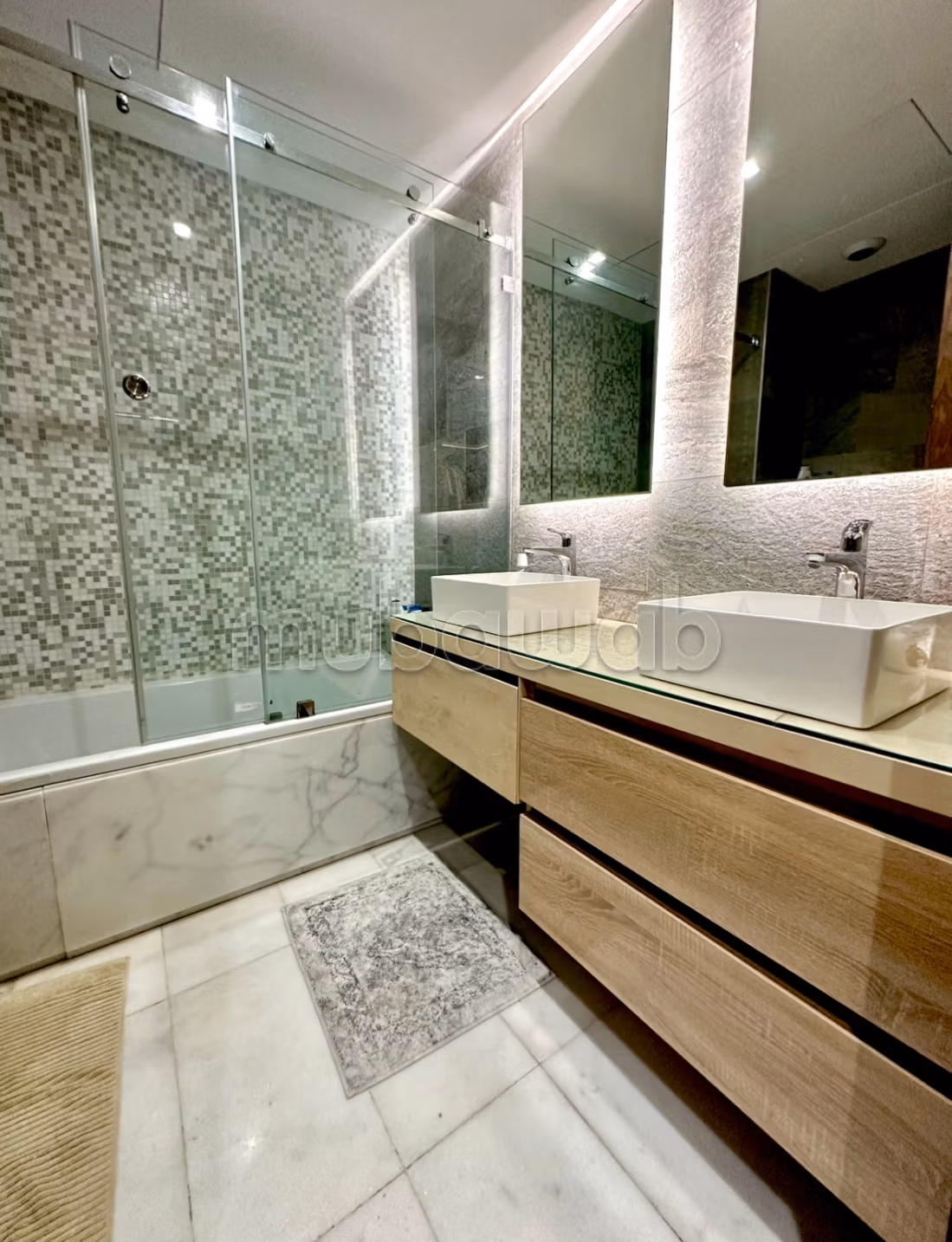 Affitto di un bellissimo appartamento a Casablanca Finance City. Superficie di 150 m². ammobiliato.