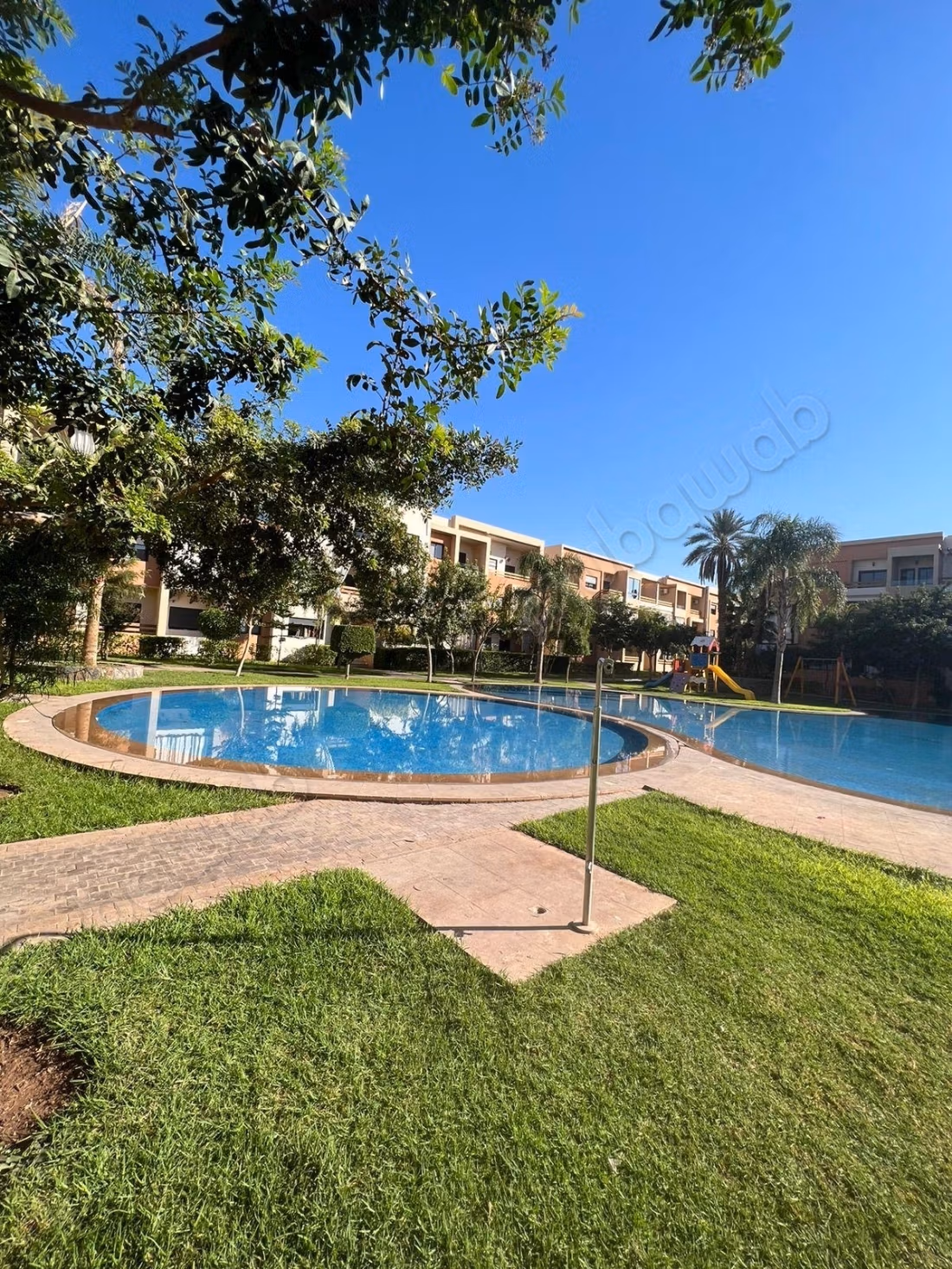 Rez d Jardin à Targa avec Piscine