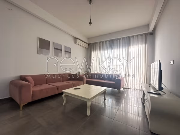 Apartment for sale in Les Berges Du Lac 2. Total area 80 m². Equipped kitchen. 