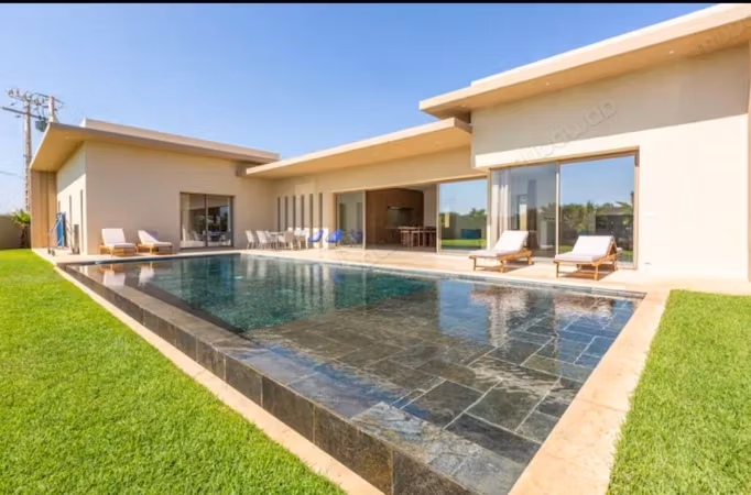 Luxe High-End Villa met Verwarmd Zwembad