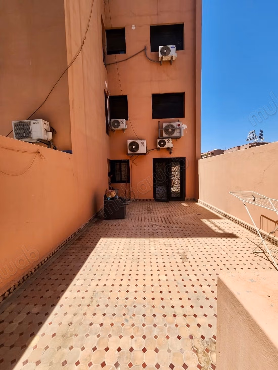 Appartamento di Alto Livello con Terrazza