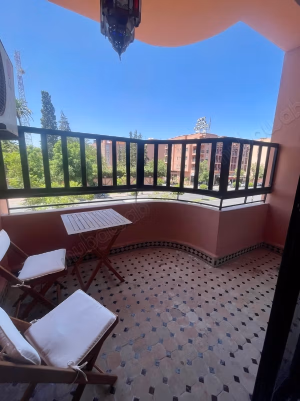High Standing Apartment with Terrace