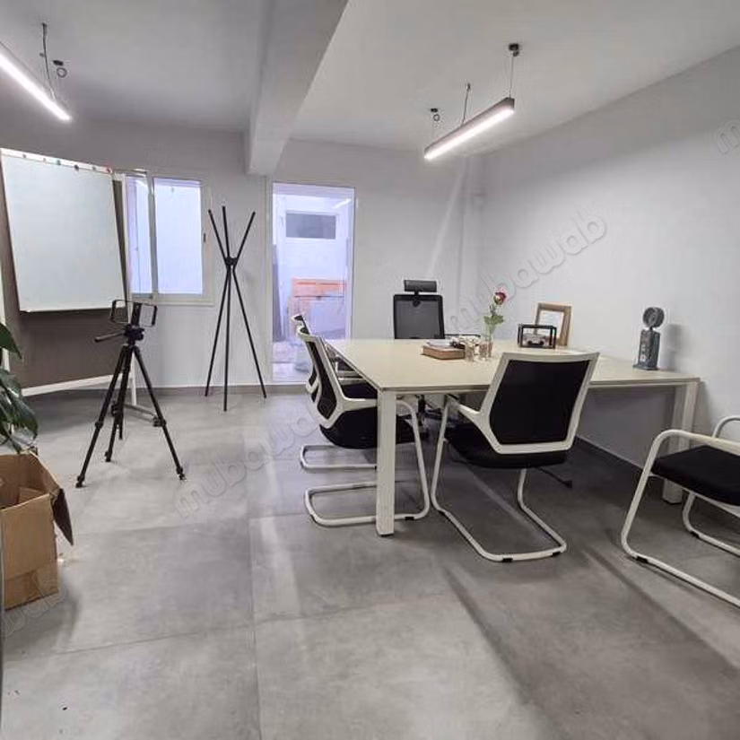 Ufficio in Affitto di 510.0 m² a Casablanca, Liberte