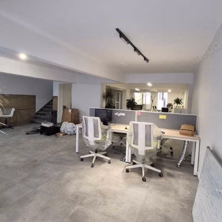 Bureau à Louer de 510.0 m² à Casablanca, Liberte