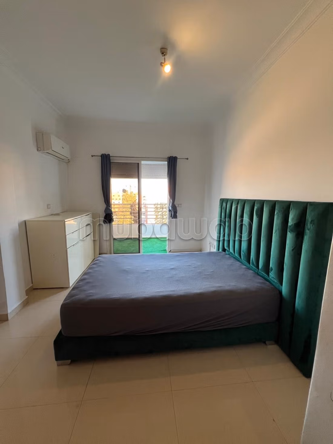 Louez cet appartement à Victor Hugo. 1 chambre. Bien meublé — 5