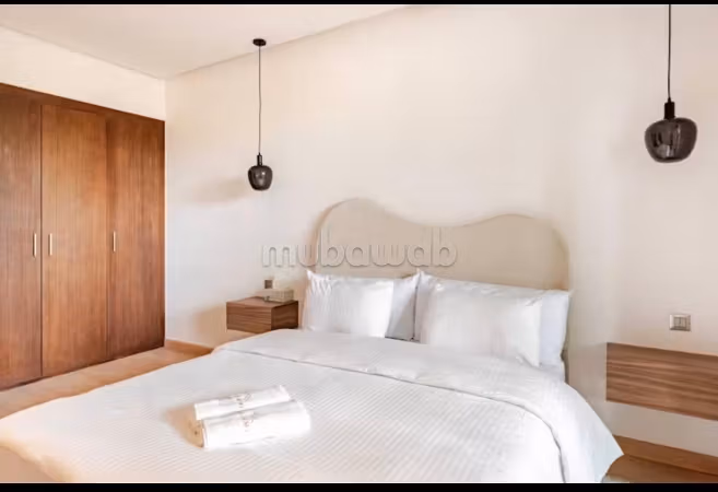 Affitta il tuo appartamento a Souissi. 2 locali. Servizio di concierge e piscina.