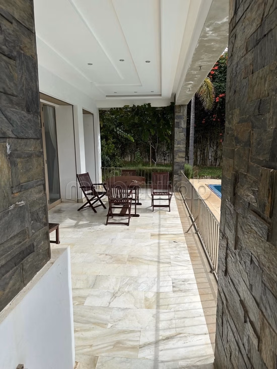 Vente villa de luxe à Quartier Des Ambassades. 10 pièces. Terrasse et jardin